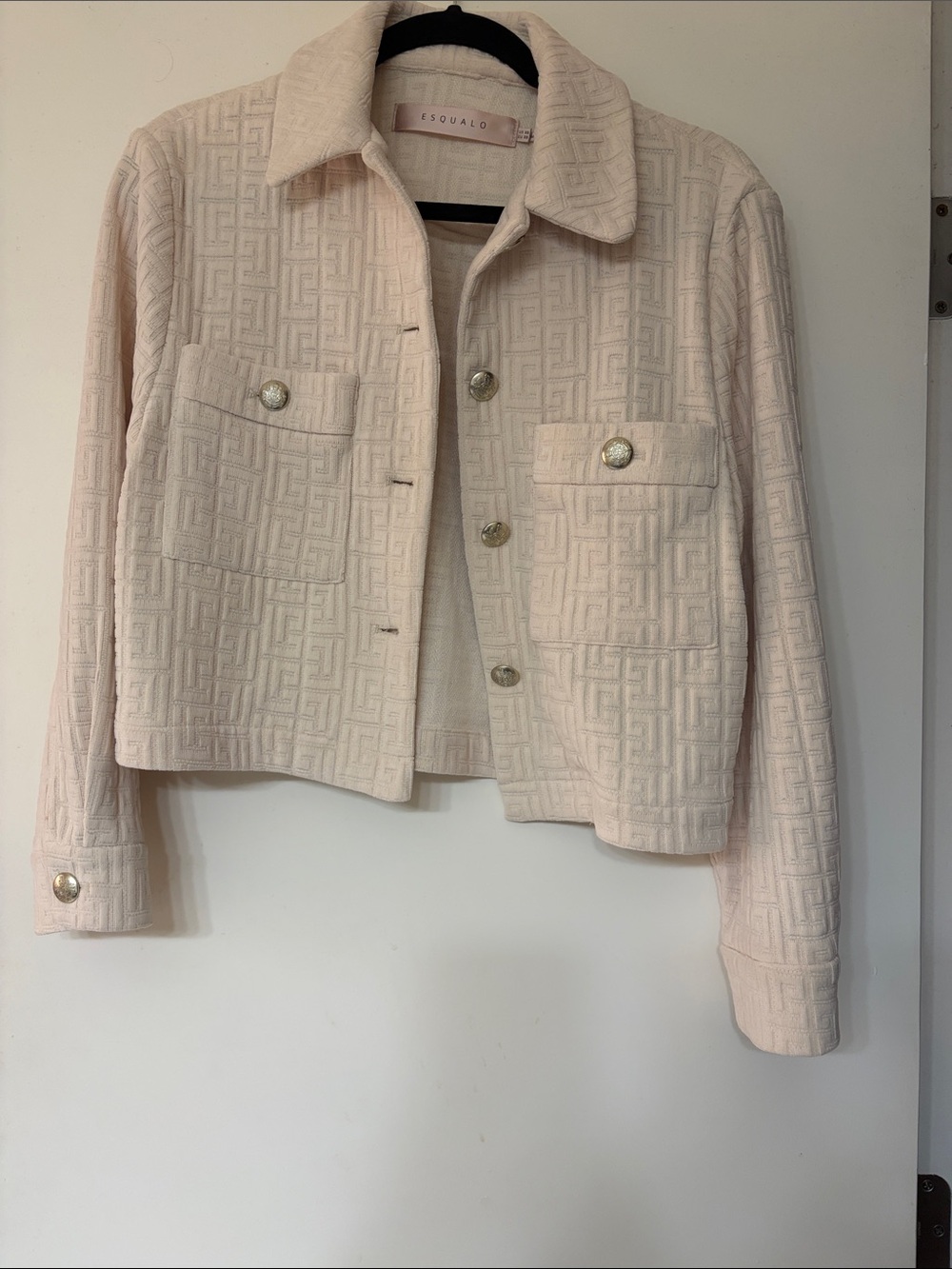 ESQUALO Cream Quilted Boxy Button Jacket